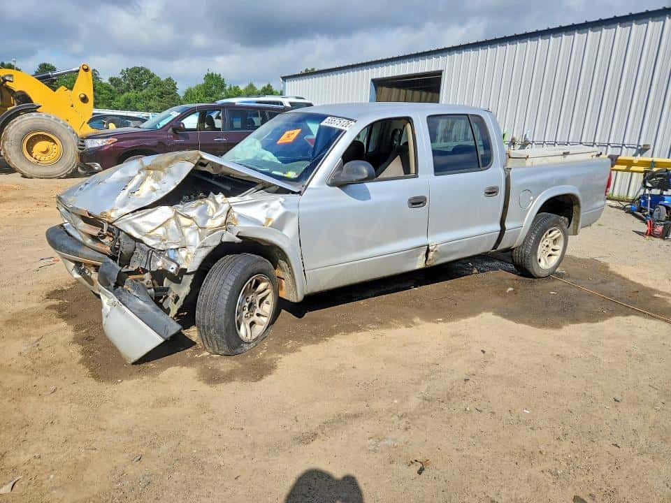 2004 DODGE DAKOTA