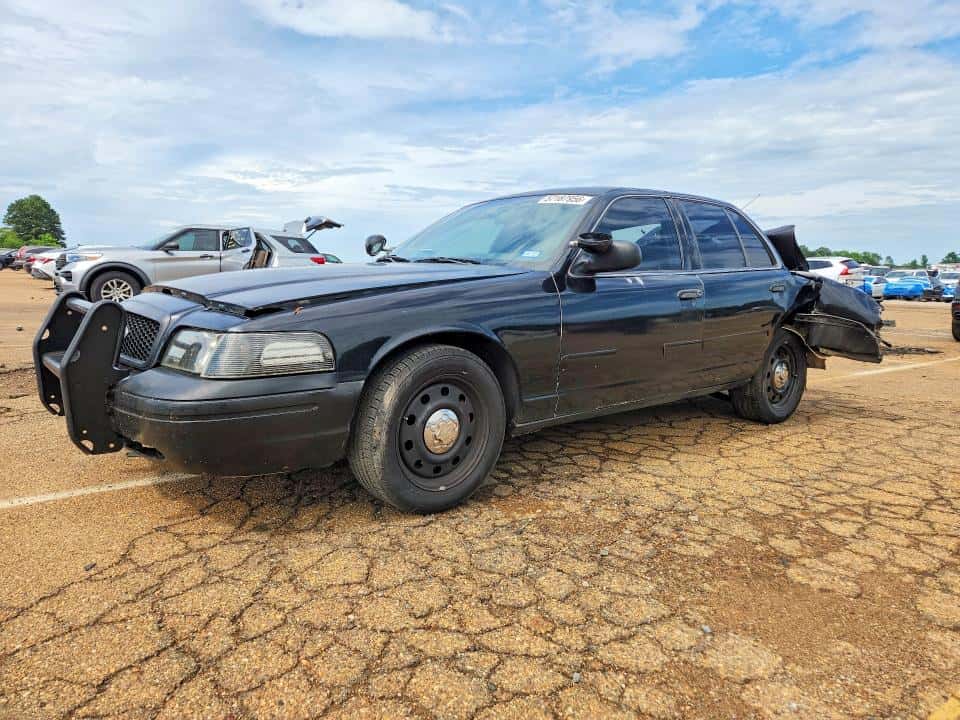 2003 FORD CROWN VICTORIA