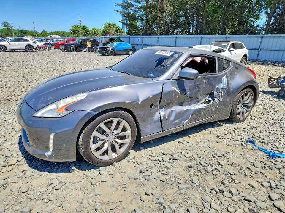 2013 NISSAN 370Z
