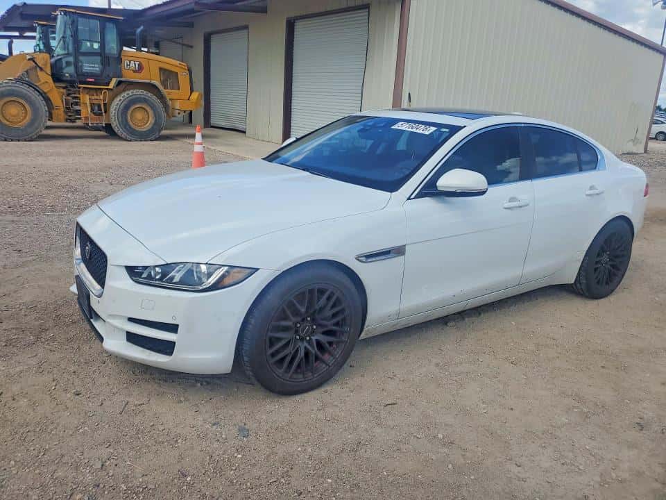 2017 JAGUAR XE