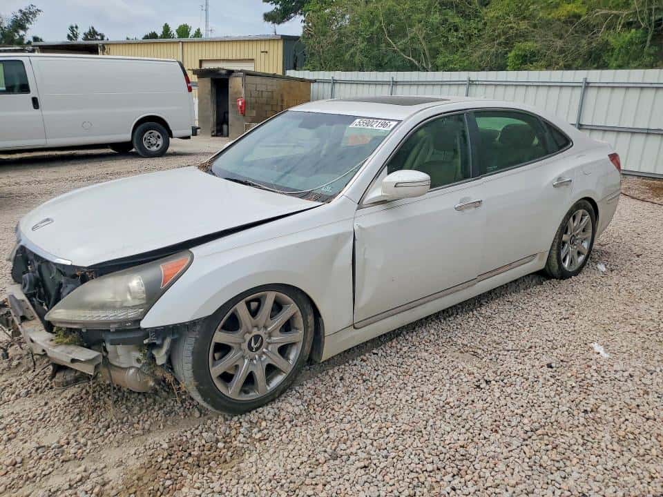 2013 HYUNDAI EQUUS