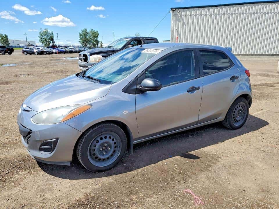 2014 MAZDA 2