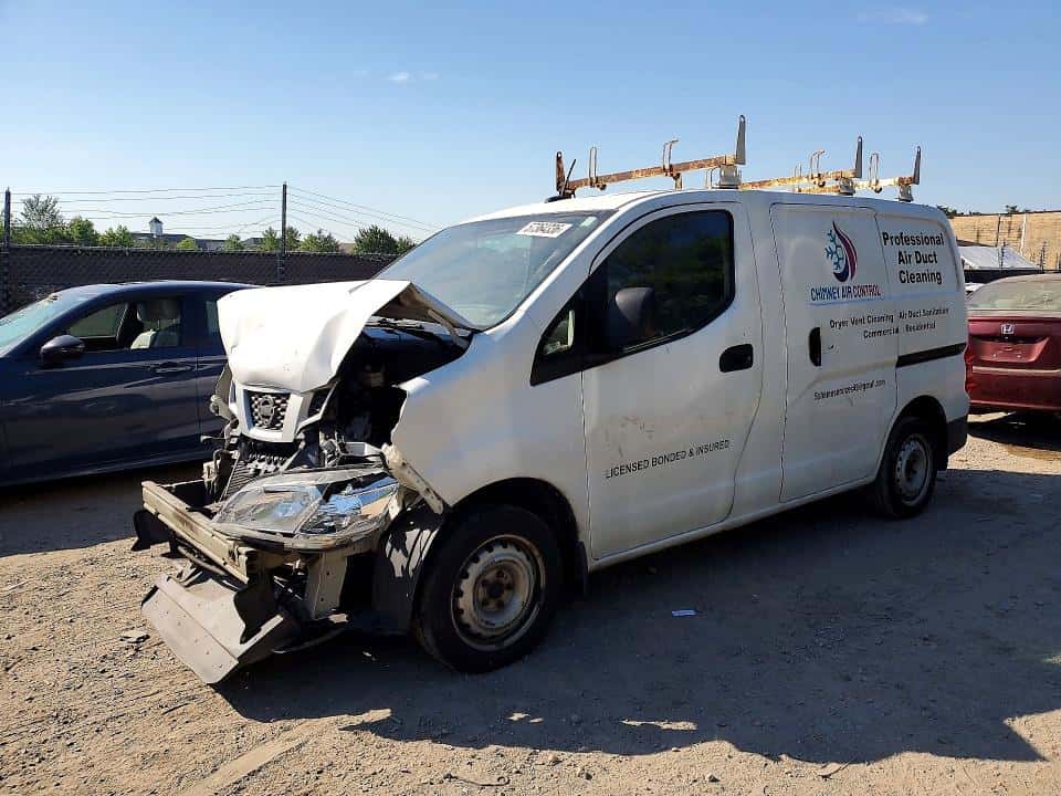 2015 NISSAN NV