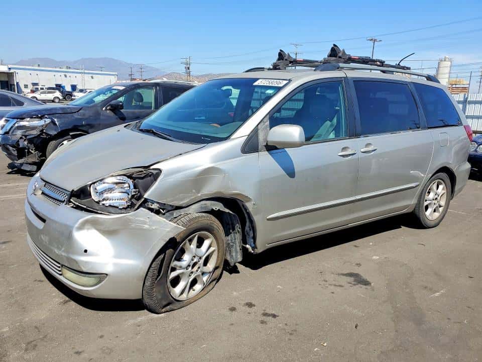 2005 TOYOTA SIENNA