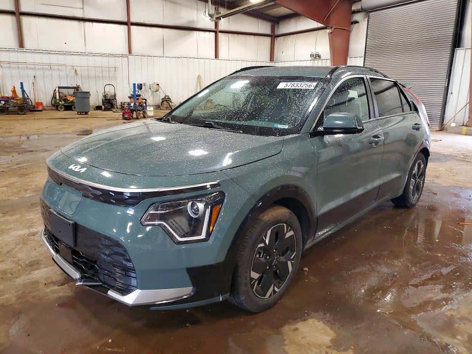 2023 KIA NIRO