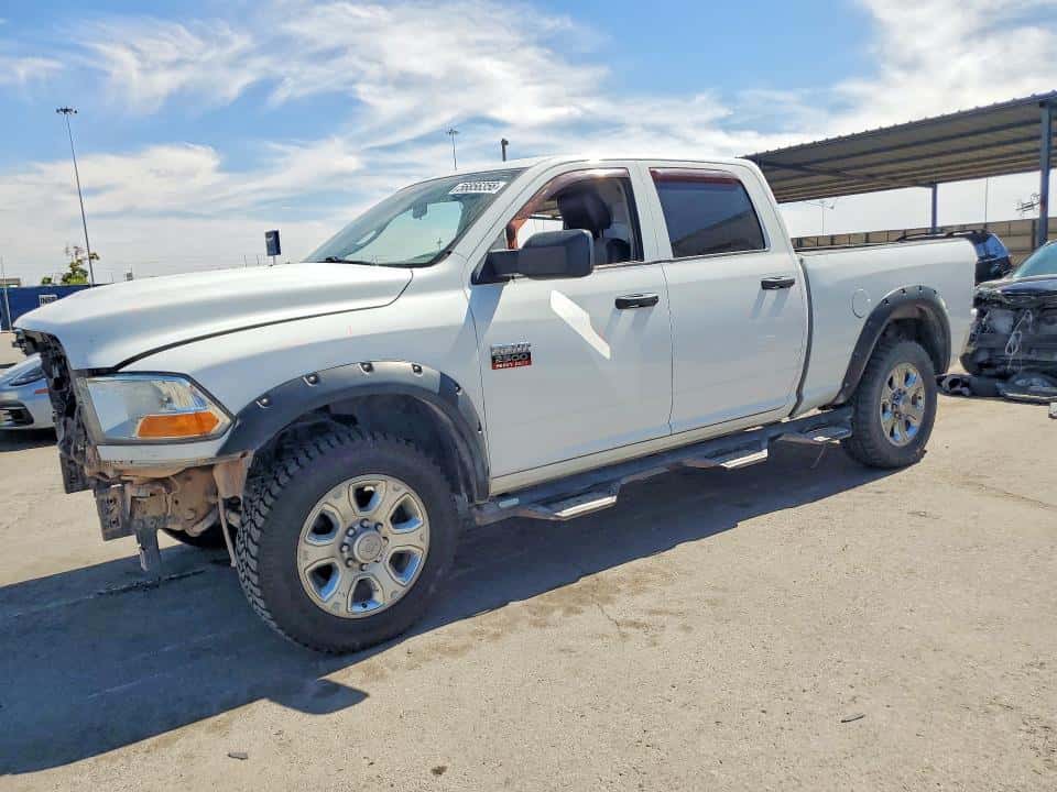 2011 DODGE RAM