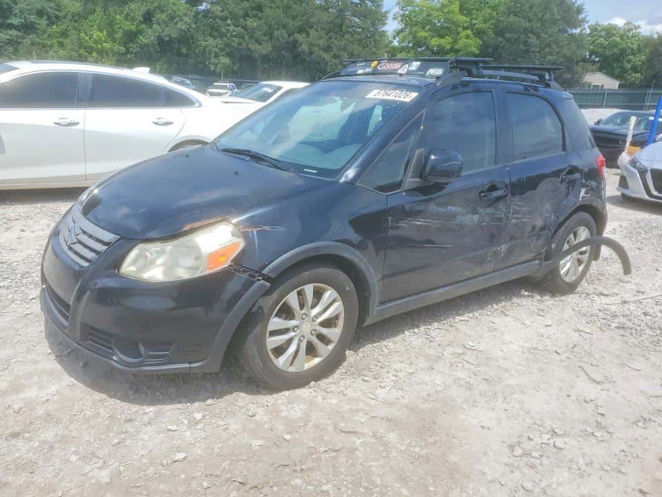 2013 SUZUKI SX4