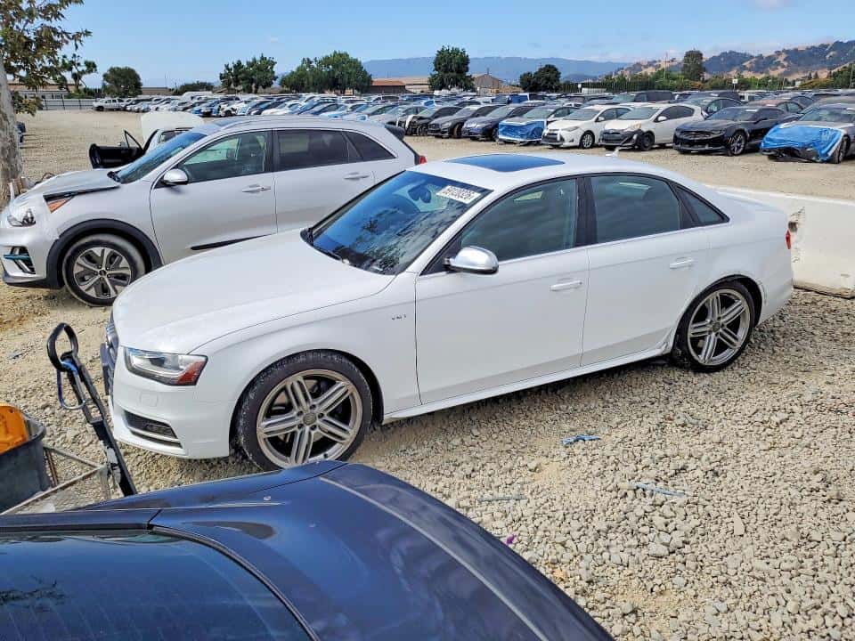 2013 AUDI RS4