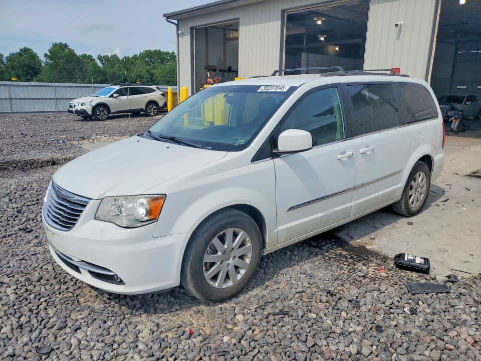 2016 CHRYSLER VOYAGER