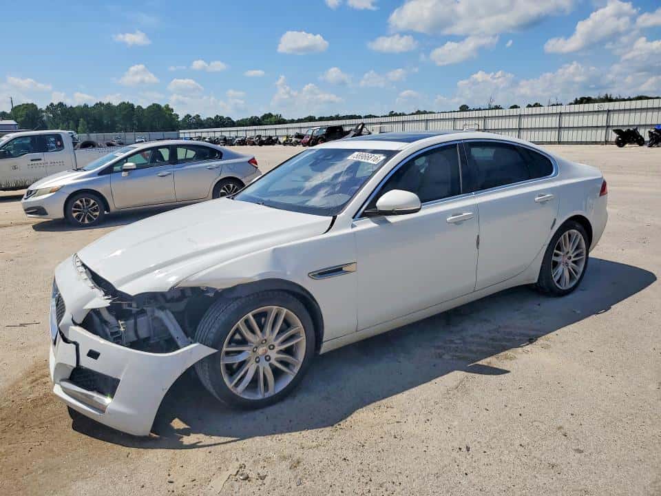 2016 JAGUAR XF