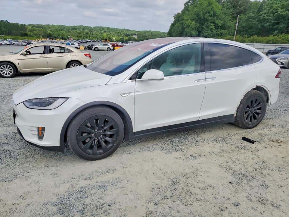 2016 TESLA MODEL X
