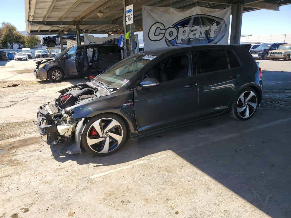 2017 VOLKSWAGEN GTI