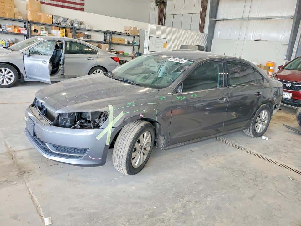 2014 VOLKSWAGEN PASSAT