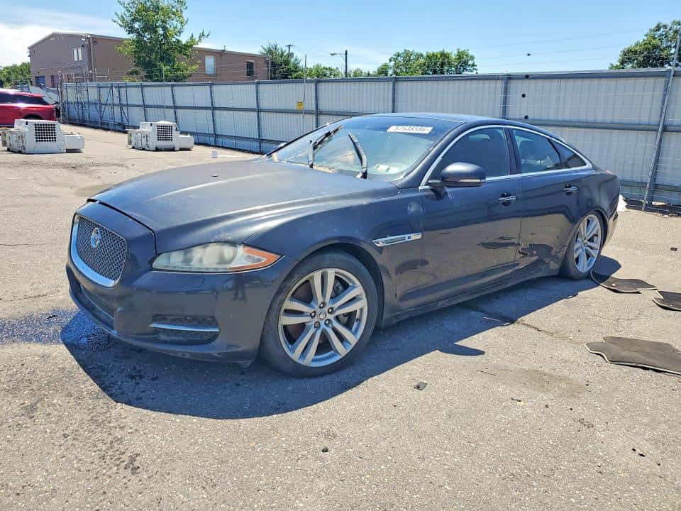 2011 JAGUAR XJ SERIES