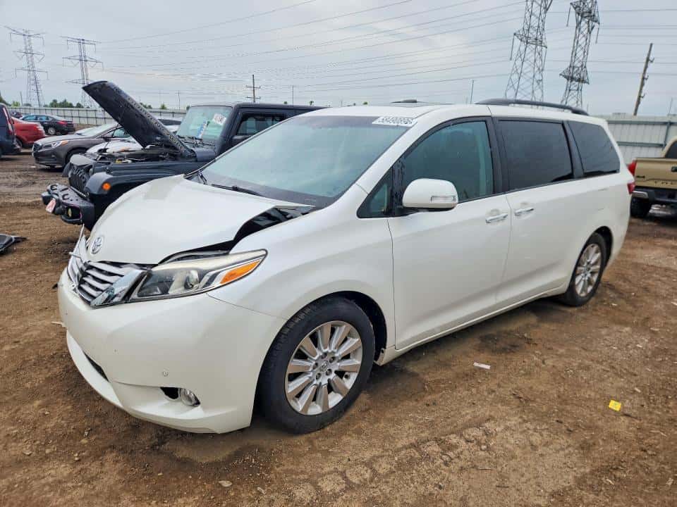 2015 TOYOTA SIENNA