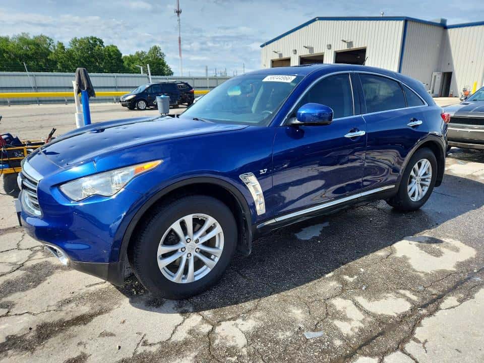2015 INFINITI QX70