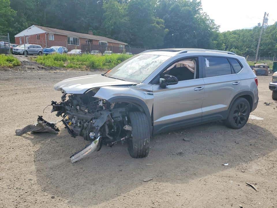 2022 VOLKSWAGEN TAOS
