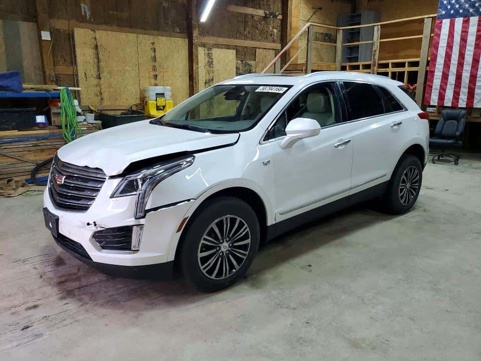 2017 CADILLAC XT5