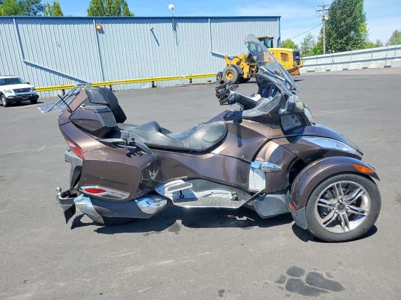 2012 INNE SPYDER ROADSTER
