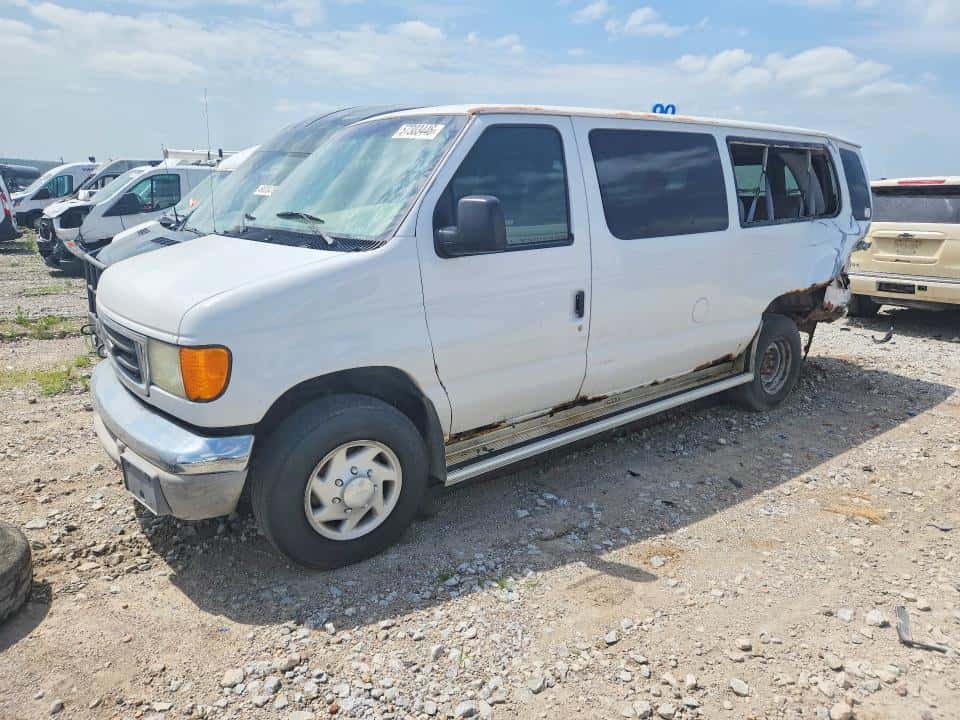 2004 FORD ECONOLINE E350