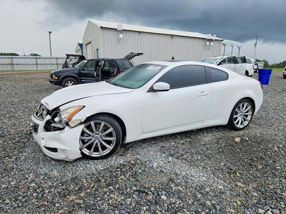2009 INFINITI G37