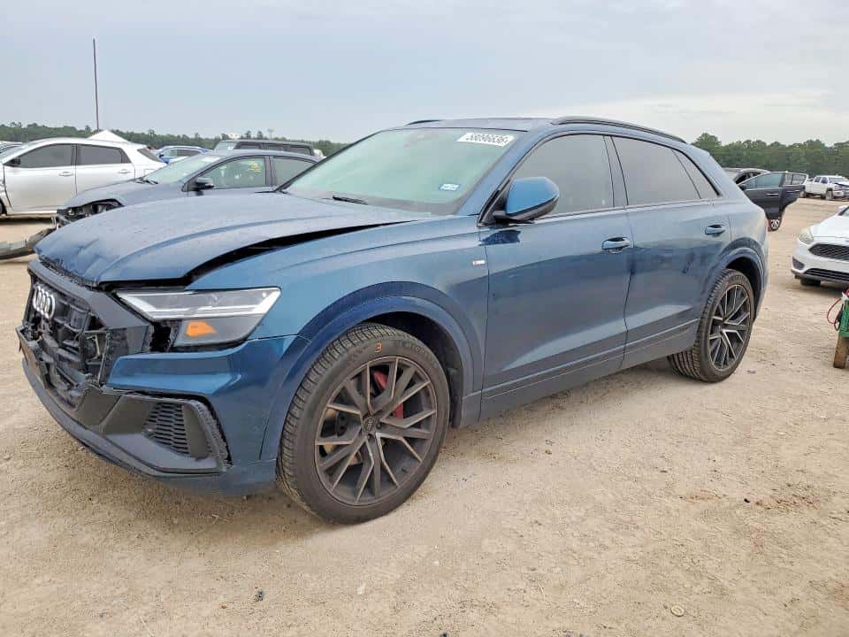 2020 AUDI Q8