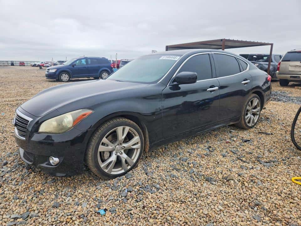2012 INFINITI M