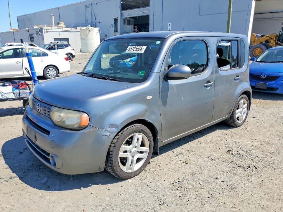 2010 NISSAN CUBE