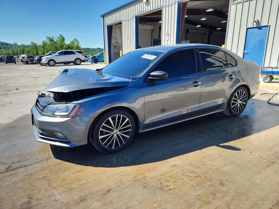 2016 VOLKSWAGEN JETTA