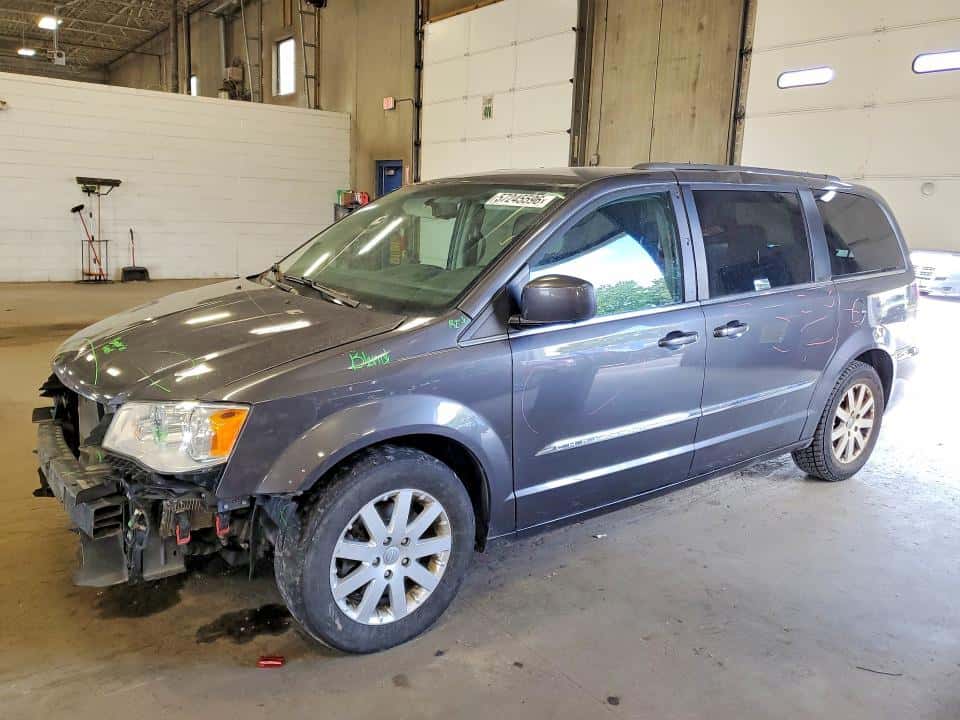 2015 CHRYSLER VOYAGER