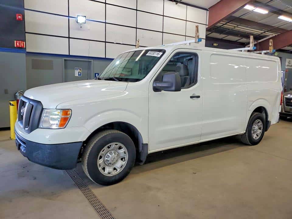 2015 NISSAN NV 2500