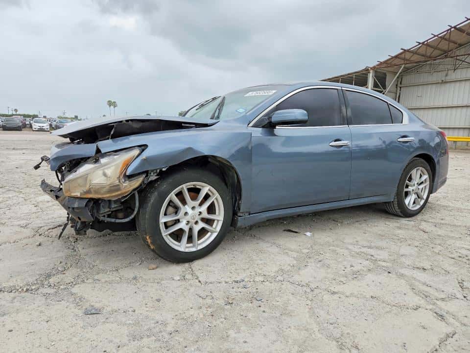 2010 NISSAN MAXIMA