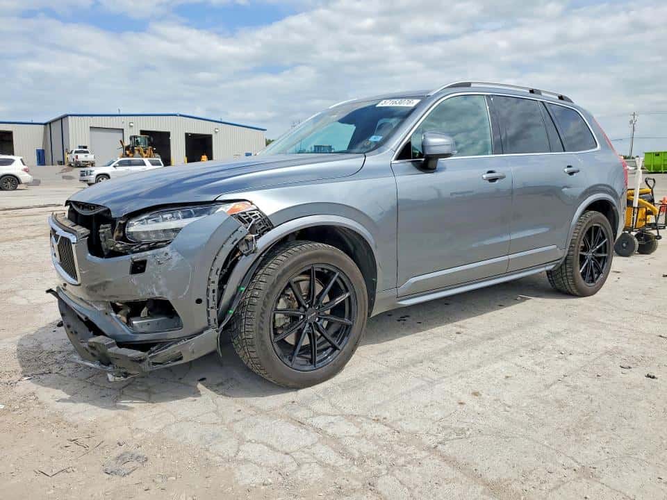 2018 VOLVO XC90