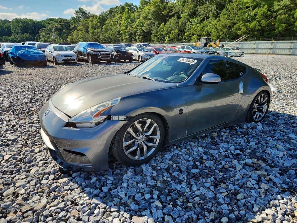 2015 NISSAN 370Z
