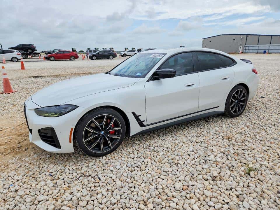 2022 BMW M4