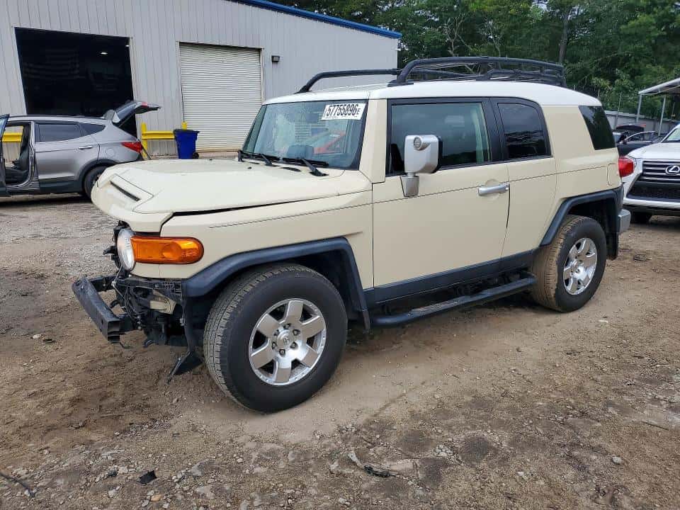 2008 TOYOTA FJ CRUISER