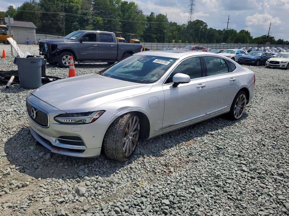 2020 VOLVO S90