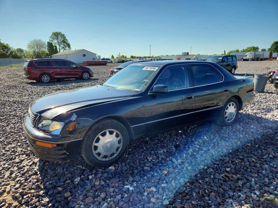 1995 LEXUS LS