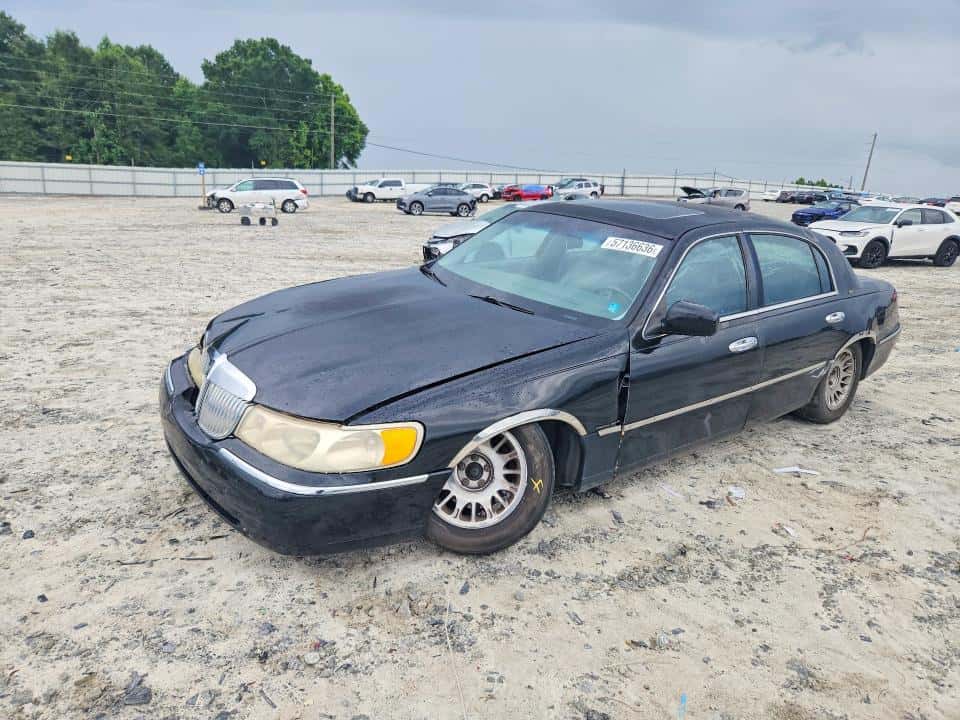 1999 LINCOLN TOWN CAR
