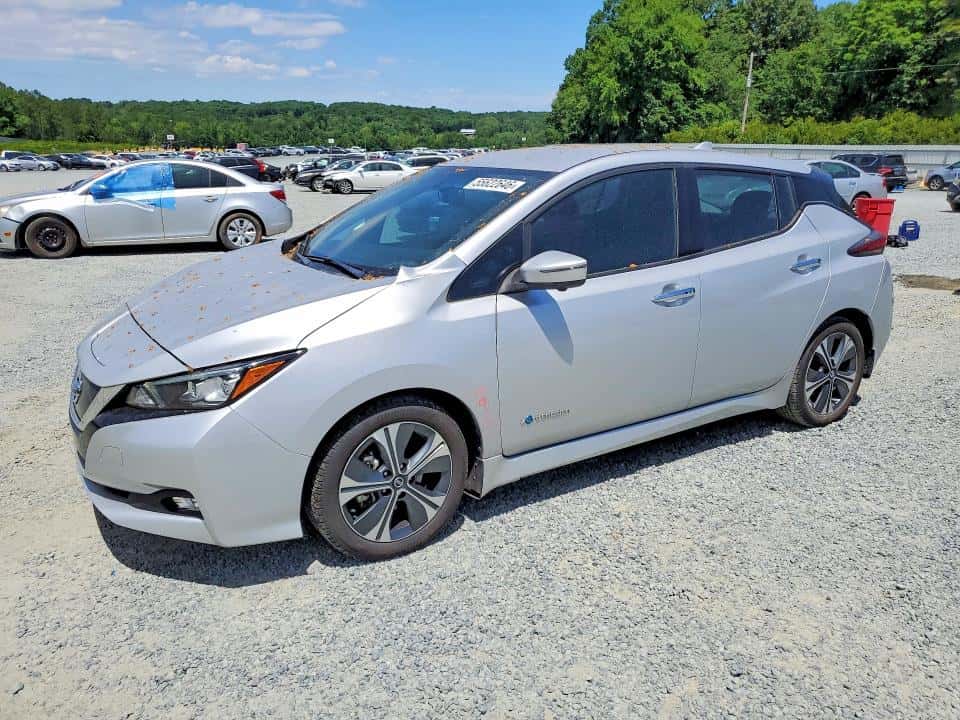 2019 NISSAN LEAF