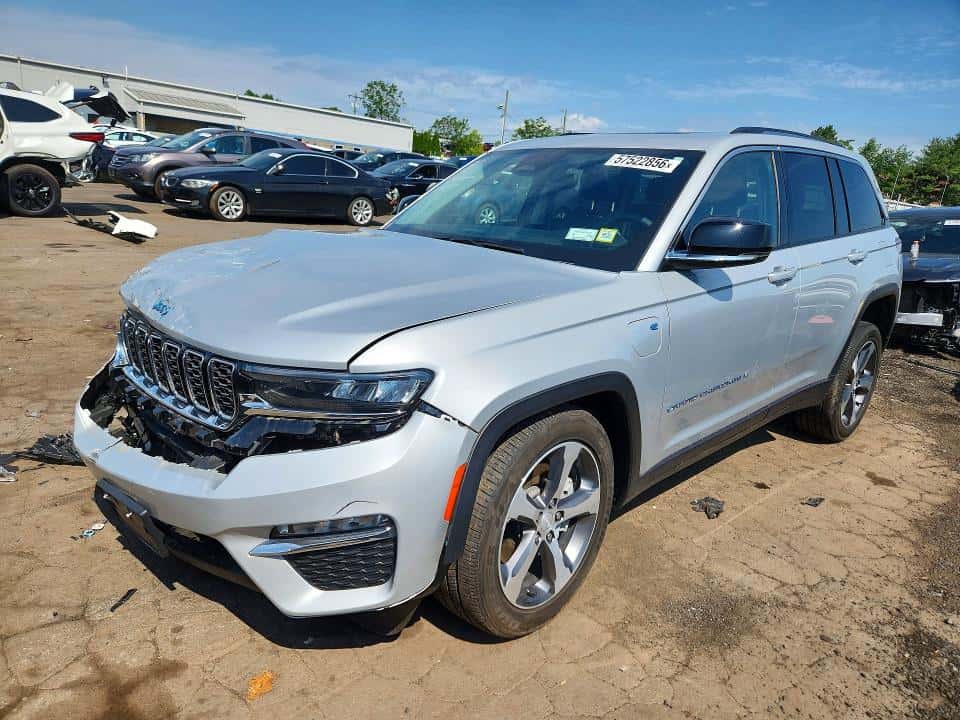 2023 JEEP CHEROKEE