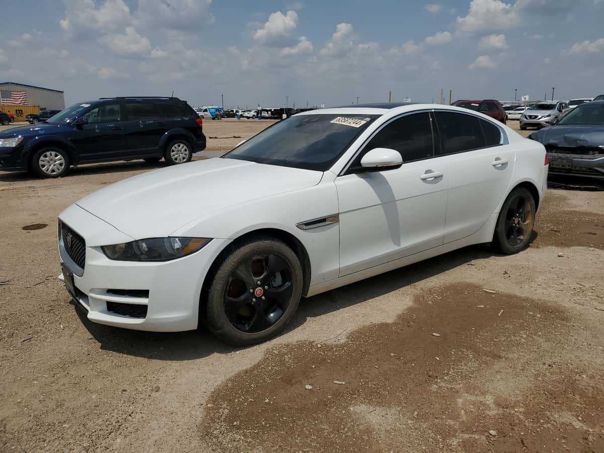2018 JAGUAR XE