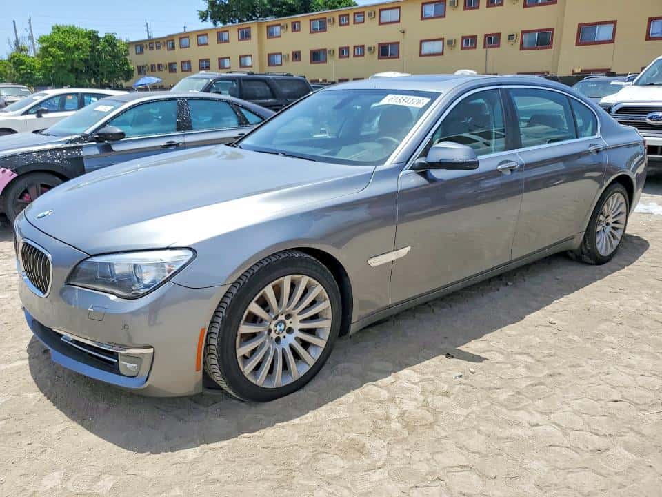 2013 BMW 7ER