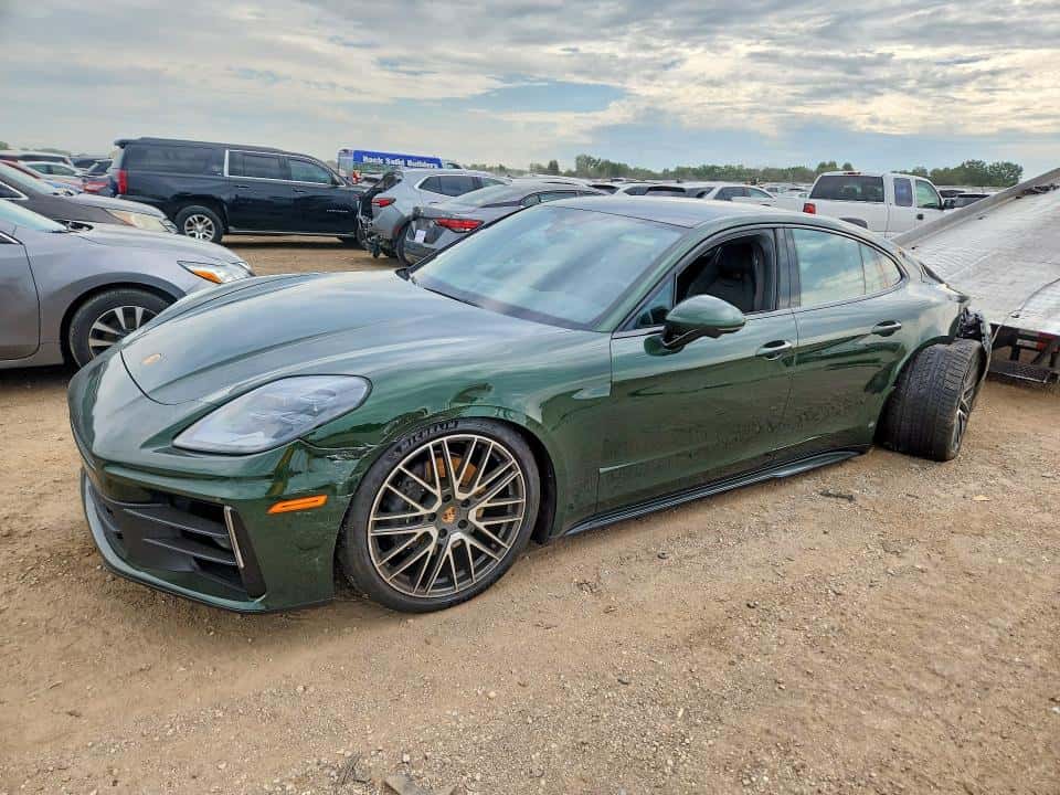 2024 PORSCHE PANAMERA