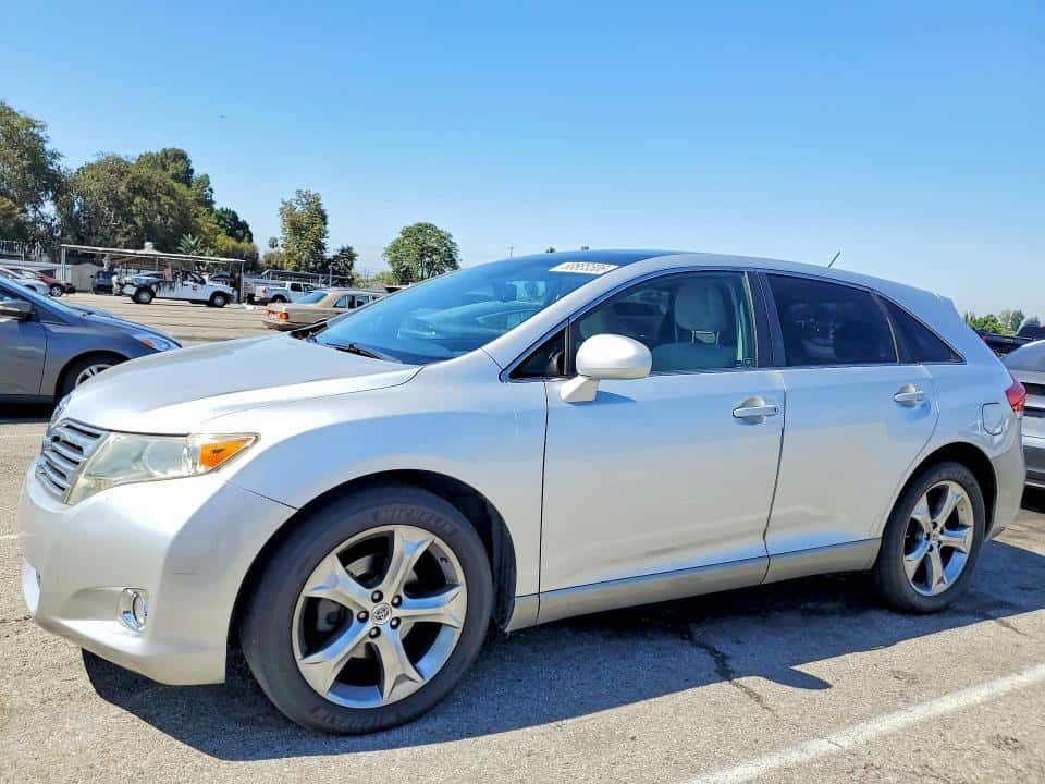 2010 TOYOTA VENZA