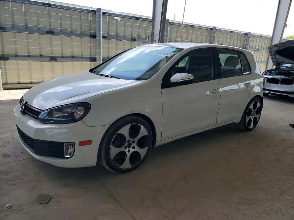 2011 VOLKSWAGEN GTI