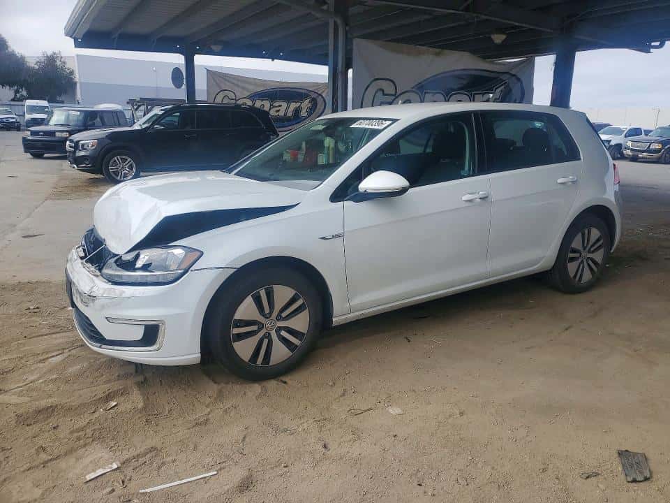 2017 VOLKSWAGEN GOLF