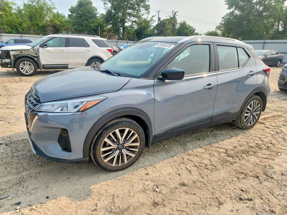 2023 NISSAN KICKS