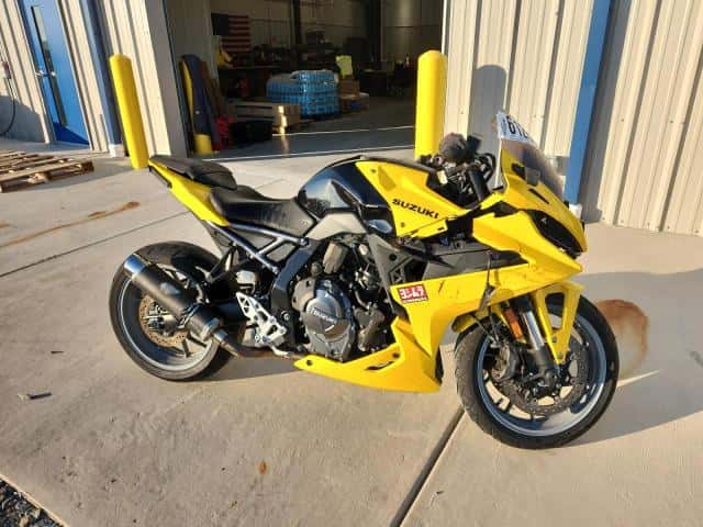 2024 SUZUKI GSX