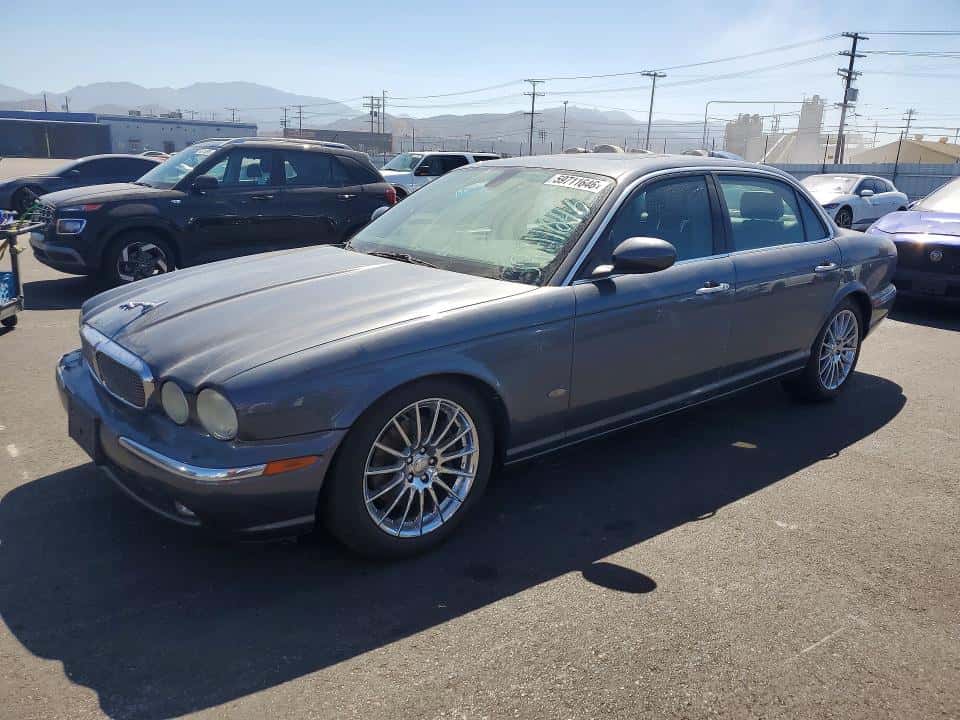 2006 JAGUAR XJ SERIES